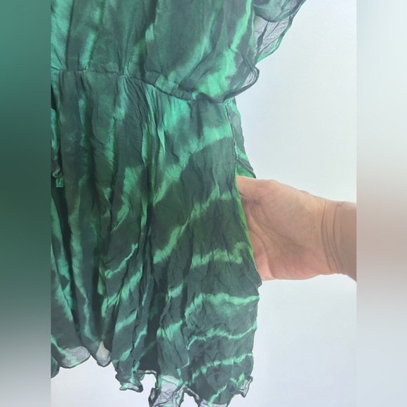 Olive olivia silk  dress tunic green pattern print size small flowy - Picture 4 of 9